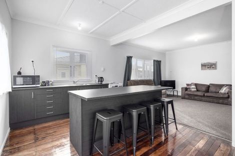 Photo of property in 19 Huia Street, Taumarunui, 3920