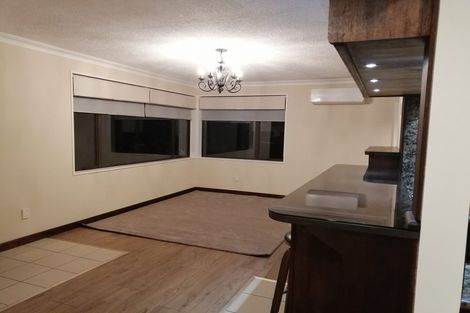 Photo of property in 14 Gibbs Drive, Woodend, 7610