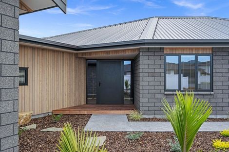 Photo of property in 49 Stace Hopper Drive, One Tree Point, 0118