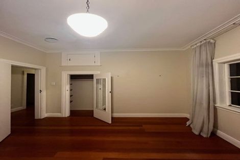 Photo of property in 7 Otahuri Crescent, Greenlane, Auckland, 1051