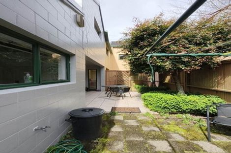 Photo of property in 1 Kim Street, Khandallah, Wellington, 6035