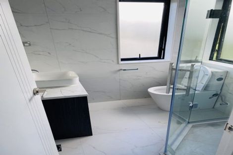 Photo of property in 3/16 Buisson Glade, West Harbour, Auckland, 0618