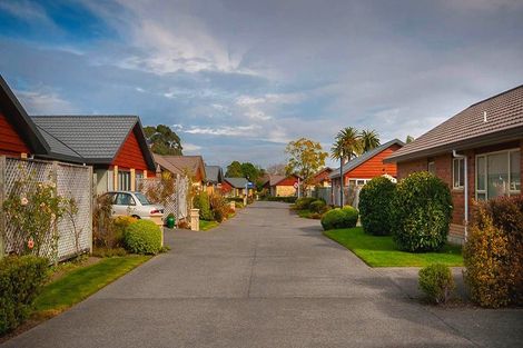 Photo of property in Henry Russell Estate, 22/36 Belgrove Drive, Waipukurau, 4200