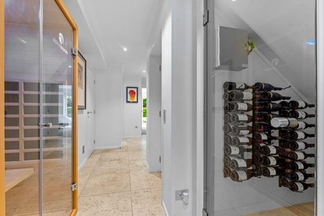 Photo of property in 15 The Strand, Takapuna, Auckland, 0622