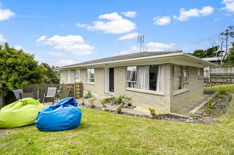 Photo of property in 2/43 Archers Road, Hillcrest, Auckland, 0629