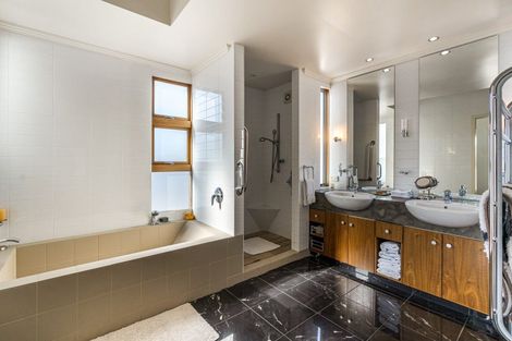 Photo of property in 48 Saint Georges Bay Road, Parnell, Auckland, 1052