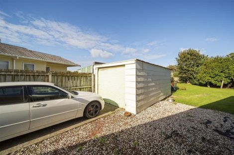 Photo of property in 13 Hughson Place, Opunake, 4616