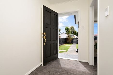 Photo of property in 5 Morrison Crescent, Glenview, Hamilton, 3206