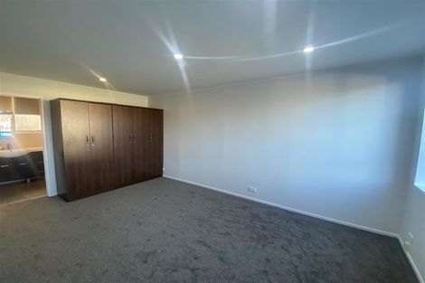 Photo of property in 45b Kurnell Drive, Botany Downs, Auckland, 2010