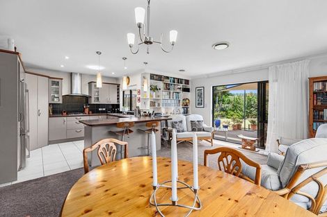 Photo of property in 28 Tomika Crescent, Papamoa Beach, Papamoa, 3118