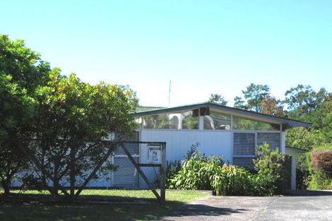 Photo of property in 22 Finlow Drive, Te Atatu South, Auckland, 0610