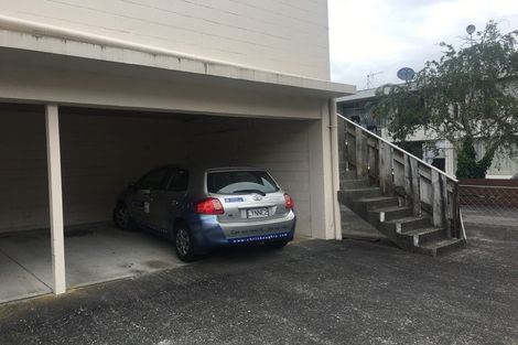 Photo of property in 9 Esplanade Road, Mount Eden, Auckland, 1024