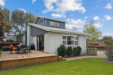 Photo of property in 22 Cullahill Street, Harewood, Christchurch, 8051