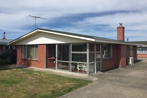 Photo of property in 6a Mcalpine Place, Rangiora, 7400