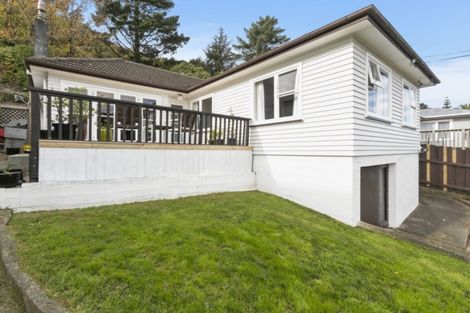 Photo of property in 61 Coast Road, Wainuiomata, Lower Hutt, 5014