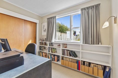 Photo of property in 81 Kiwi Road, Raumati Beach, Paraparaumu, 5032