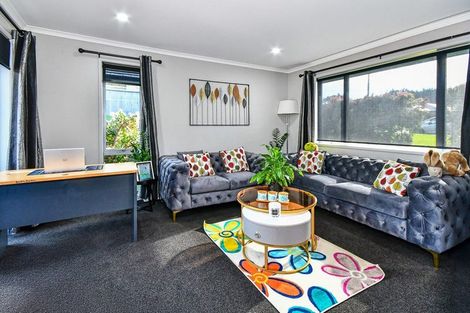 Photo of property in 135 Hillpark Drive, Pokeno, 2402