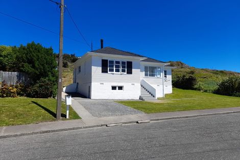 Photo of property in 24 Doyle Street, Bluff, 9814