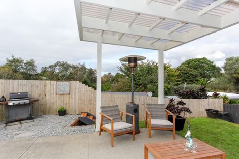 Photo of property in 10 Antonia Place, Bell Block, New Plymouth, 4312