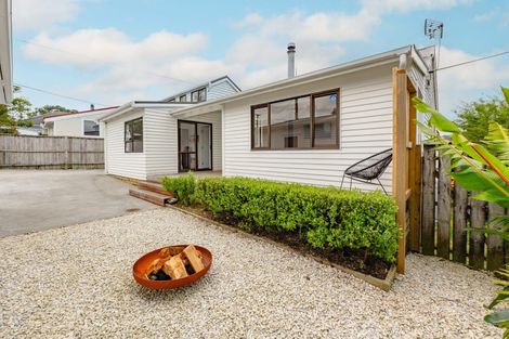 Photo of property in 70 Mcentee Road, Waitakere, Auckland, 0816