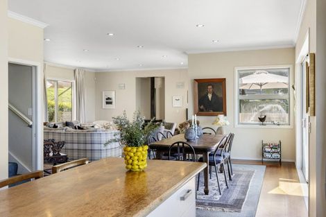 Photo of property in 10 Wakeman Road, Acacia Bay, Taupo, 3330