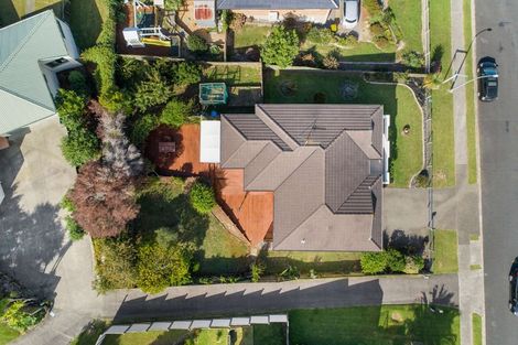 Photo of property in 9 Ambassador Glade, Orewa, 0931