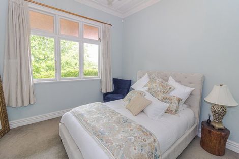 Photo of property in 1 Tulloch Street, Saint Johns Hill, Whanganui, 4500