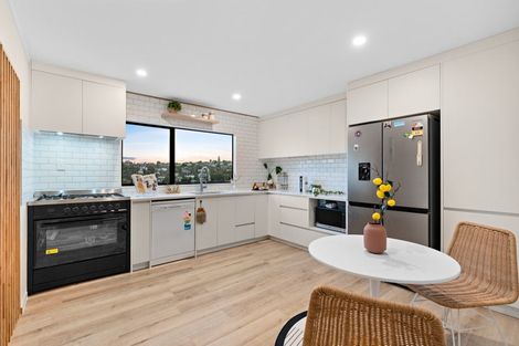 Photo of property in 1 Relko Crescent, Torbay, Auckland, 0630