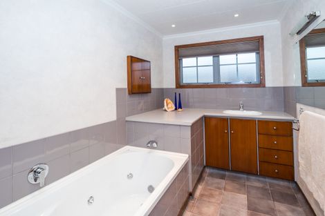 Photo of property in 78 Peel Street, Geraldine, 7930