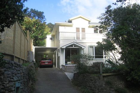Photo of property in 4 Mahina Road, Mahina Bay, Lower Hutt, 5013