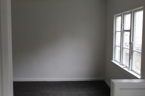 Photo of property in 17 Larsen Court, Roslyn, Palmerston North, 4414