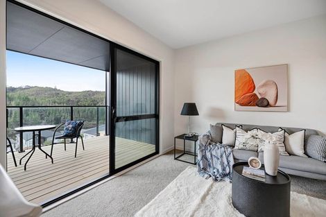 Photo of property in 4/3 Kawau Close, Orewa, 0931