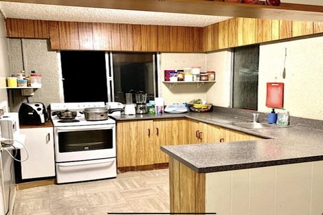 Photo of property in 6 Dudding Avenue, Northcote, Auckland, 0627