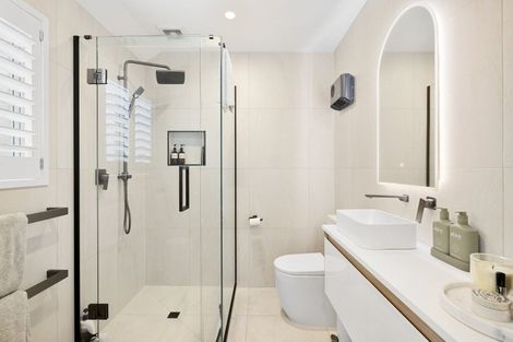 Photo of property in 120 Springfield Road, St Albans, Christchurch, 8014