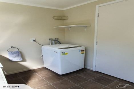 Photo of property in 10 Onetaunga Road, Chatswood, Auckland, 0626