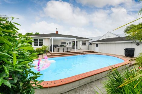 Photo of property in 30 Lincoln Terrace, Hokowhitu, Palmerston North, 4410