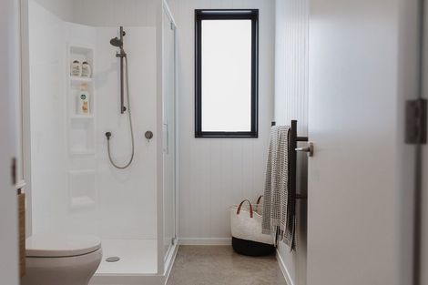 Photo of property in 9 Kaiwaru Place, Waikanae, 5036