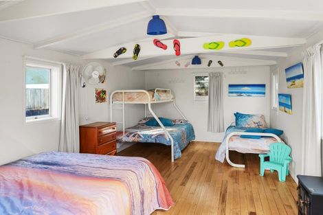 Photo of property in 643 Pukehina Parade, Pukehina, Te Puke, 3189