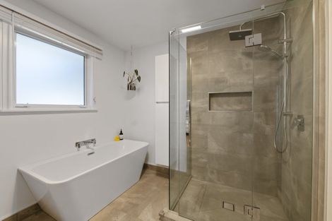 Photo of property in 135 Brecon Road, Stratford, 4332