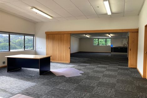 Photo of property in 2 Middleton Road, Johnsonville, Wellington, 6037