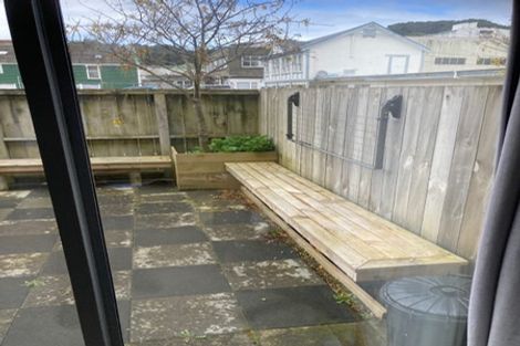 Photo of property in 16/31 Princess Terrace, Newtown, Wellington, 6021