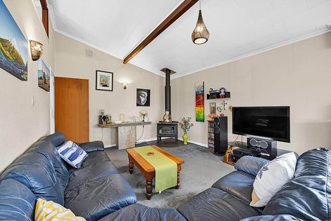 Photo of property in 26 High Street East, Waitara, 4320