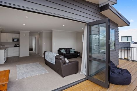 Photo of property in 106a Beverley Terrace, Whangamata, 3620