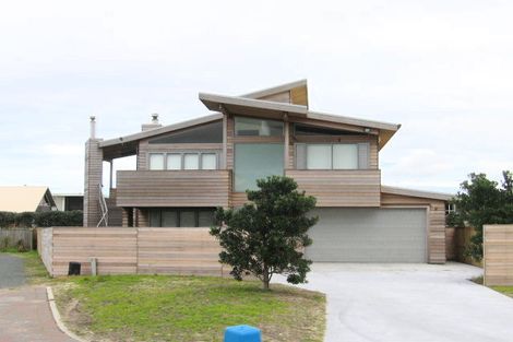 Photo of property in 16 Rita Way, Omaha, Warkworth, 0986