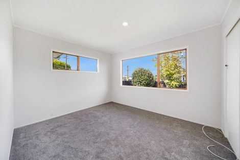 Photo of property in 1/45 Grove Road, Papakura, 2110
