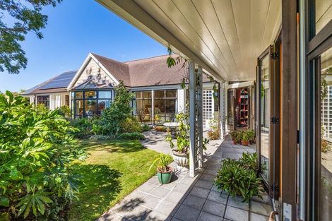 Photo of property in 12a Tamati Place, Merrilands, New Plymouth, 4312