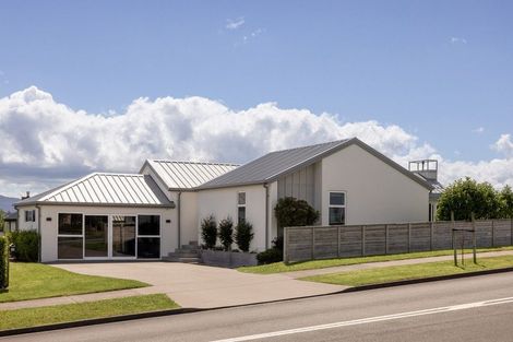 Photo of property in 19 Stingray Drive, Omokoroa, 3114