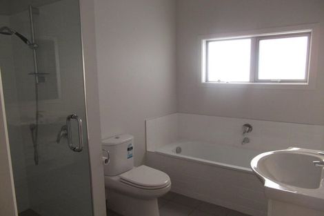 Photo of property in 4c Benzie Avenue, Wallaceville, Upper Hutt, 5018