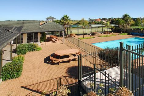 Photo of property in 4 Serene Place, Gulf Harbour, Whangaparaoa, 0930