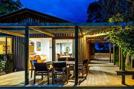 Photo of property in 235 Poraiti Road, Poraiti, Napier, 4182